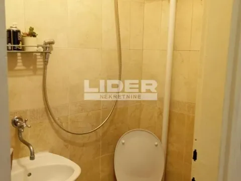 Izdavanje, trosoban stan, 75m², Novi Beograd Sve Podlokacije, Beograd - image 12