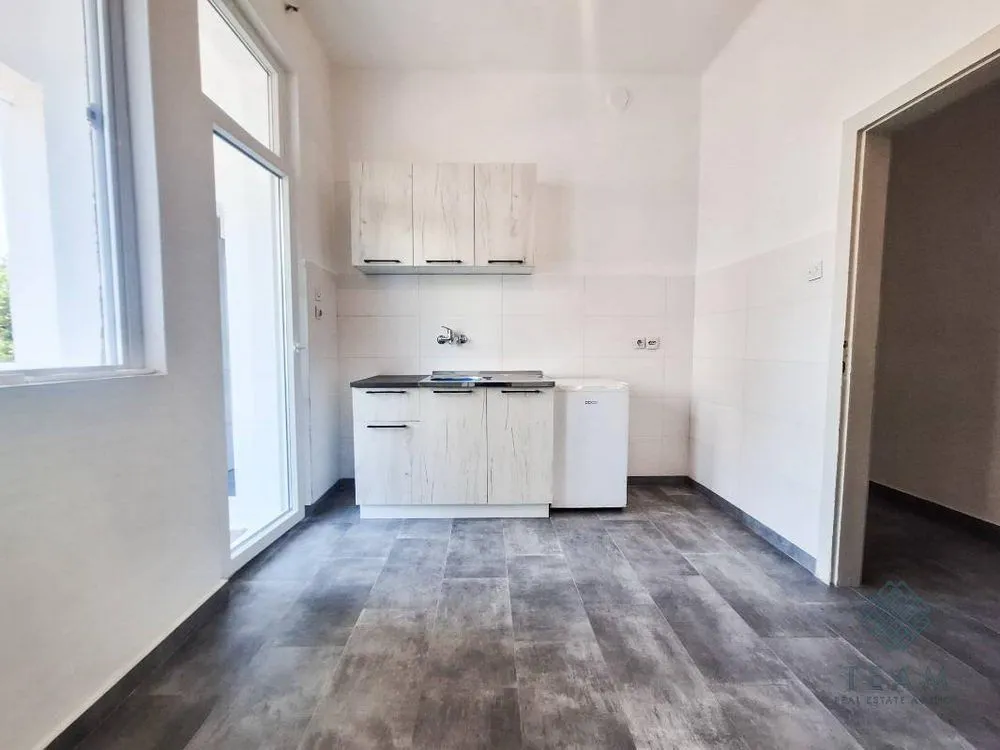 Rent, one bedroom apartment, 70m², Centar, Podgorica