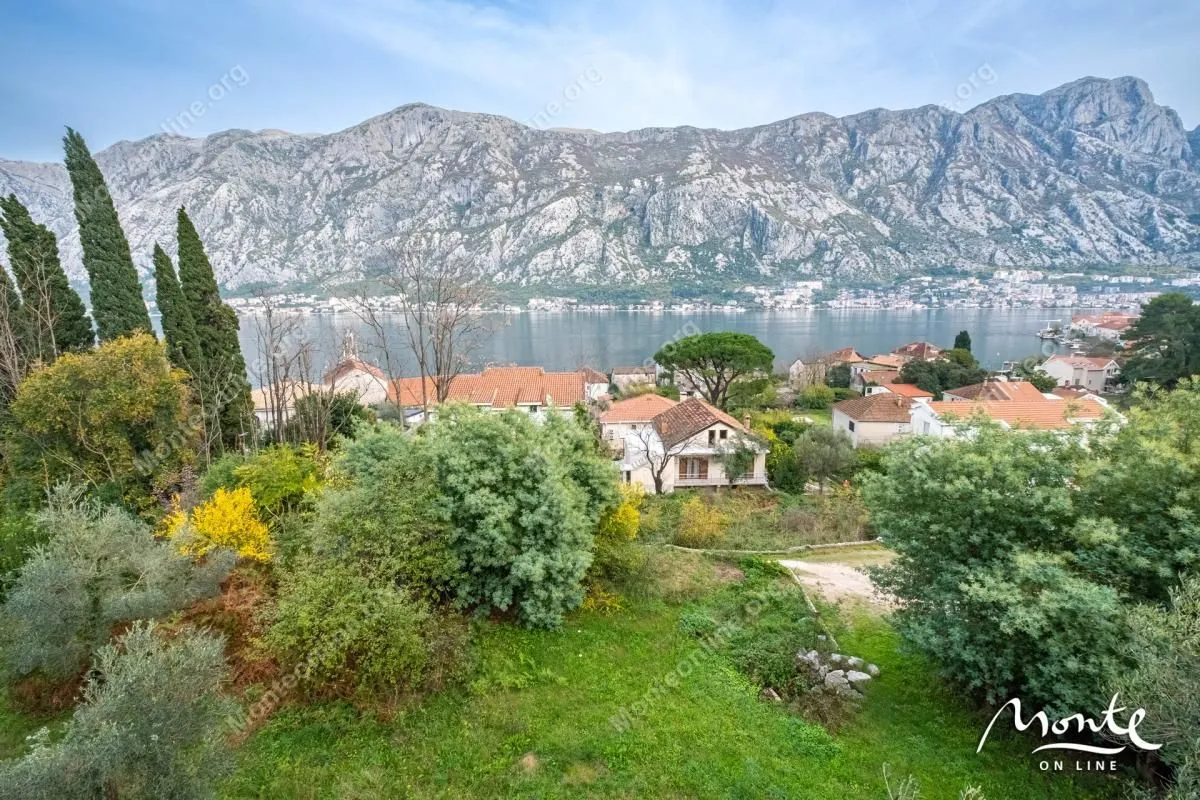 Prodaja, dvosoban stan, 83m², Prčanj, Kotor