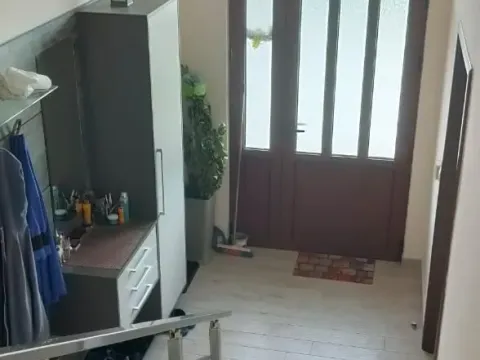 Prodaja, kuća, 254m², Dobre Vode, Bar - image 3