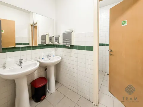 Rent, office space, 200m², Centar, Podgorica - image 12