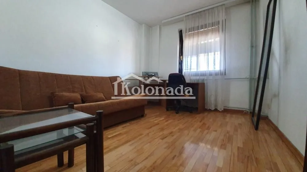 Prodaja, trosoban stan, 79m², Mladenovac, Beograd
