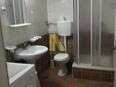 Izdavanje, dvosoban stan, 49m², Centar, Novi Sad - image 5