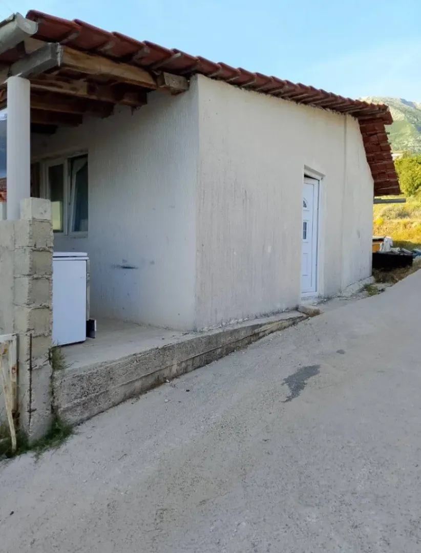 Sale, house, 70m², Radanovići, Kotor