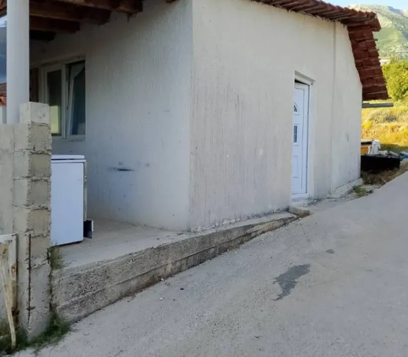 Sale, house, 70m², Radanovići, Kotor