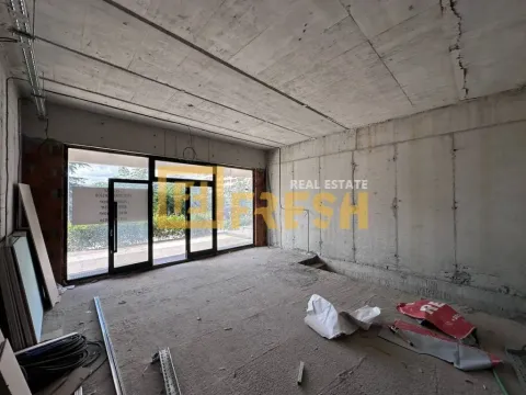 Izdavanje, poslovni prostor, 95m², City Kvart, Podgorica - image 3