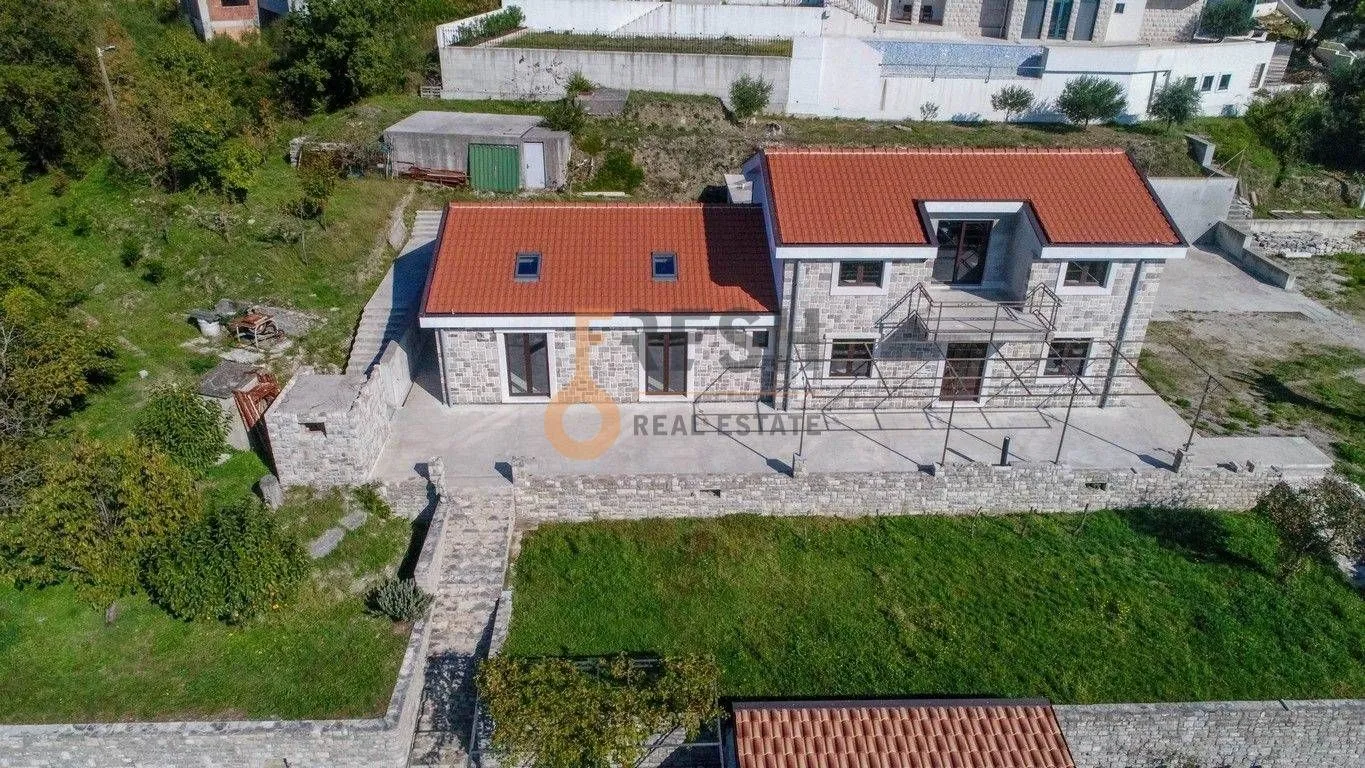 Prodaja, kuća, 300m², Herceg Novi, Crna Gora