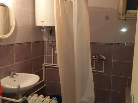 Izdavanje, trosoban stan, 85m², Medijana, Niš - image 10