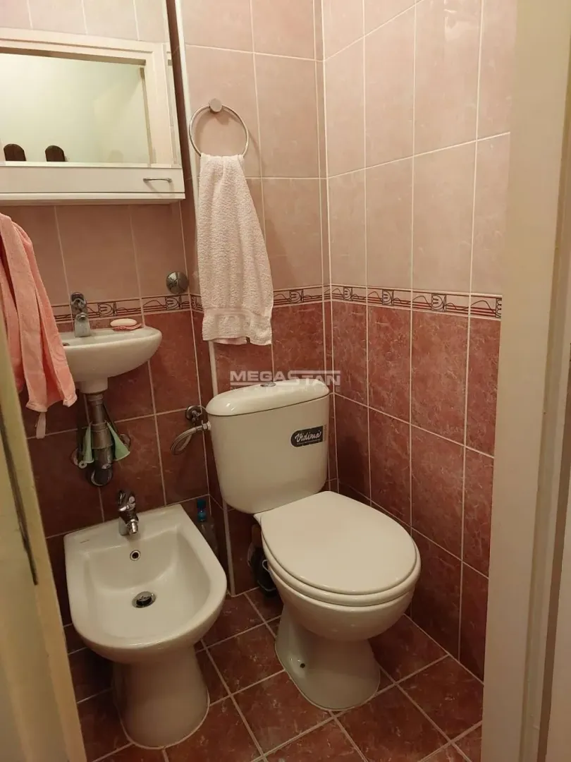 Prodaja, dvosoban stan, 65m², Novi Beograd Sve Podlokacije, Beograd