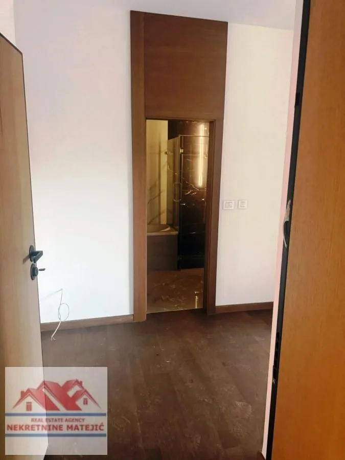 Prodaja, jednosoban stan, 45m², Centar, Zlatibor