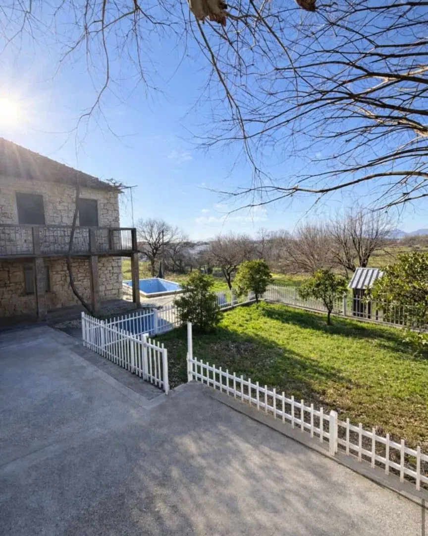 Rent, three bedroom apartment, 120m², Zabjelo, Podgorica