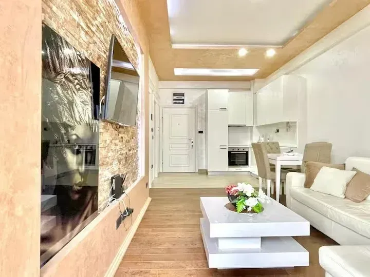 Sale, one bedroom apartment, 44m², Centar, Budva