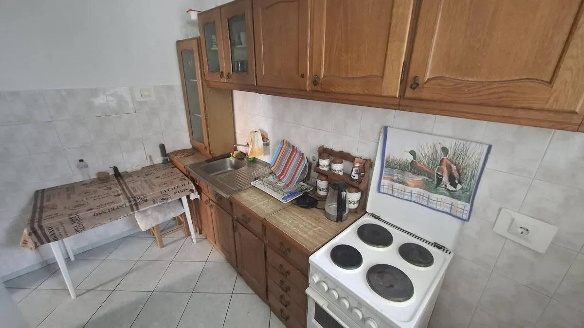 Prodaja, trosoban stan, 83m², Novo naselje, Novi Sad