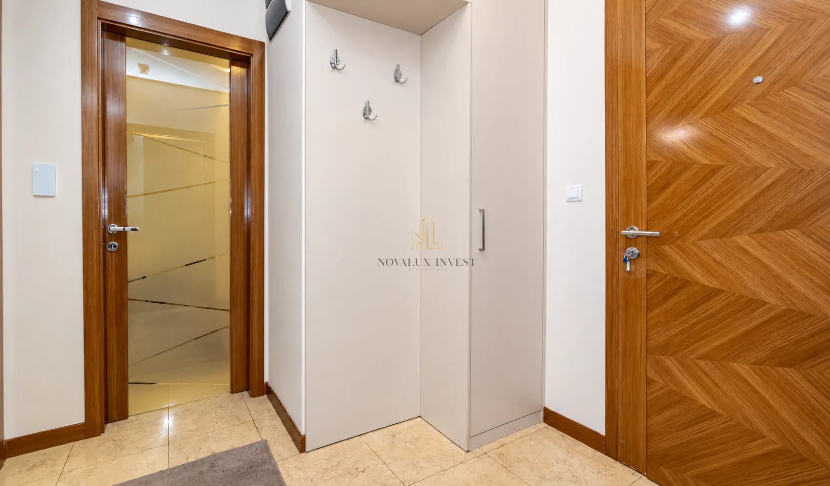 Prodaja, dvosoban stan, 75m², Centar, Podgorica
