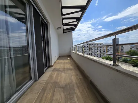 Prodaja, stan, 194m², Pobrežje, Podgorica - image 16