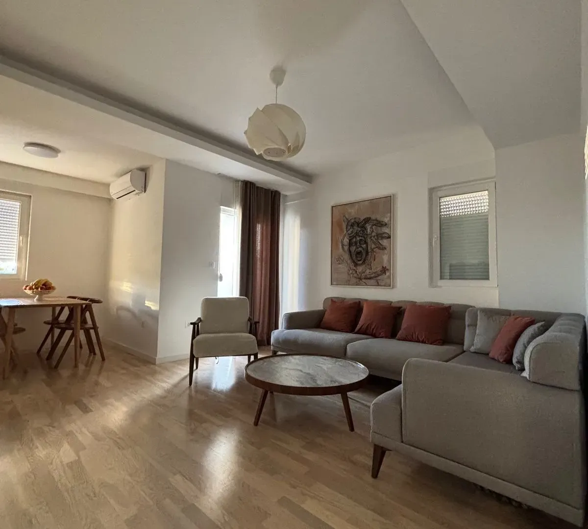 Prodaja, dvosoban stan, 67m², Centar, Podgorica