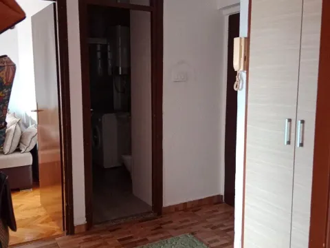 Rent, one bedroom apartment, 47m², Tuški Put, Podgorica - image 4