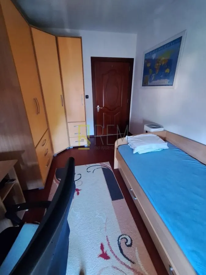 Prodaja, trosoban stan, 87m², Stari Aerodrom, Podgorica