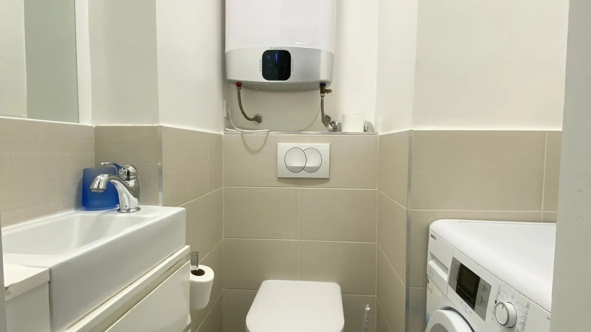 Prodaja, trosoban stan, 95m², Blok 5, Podgorica