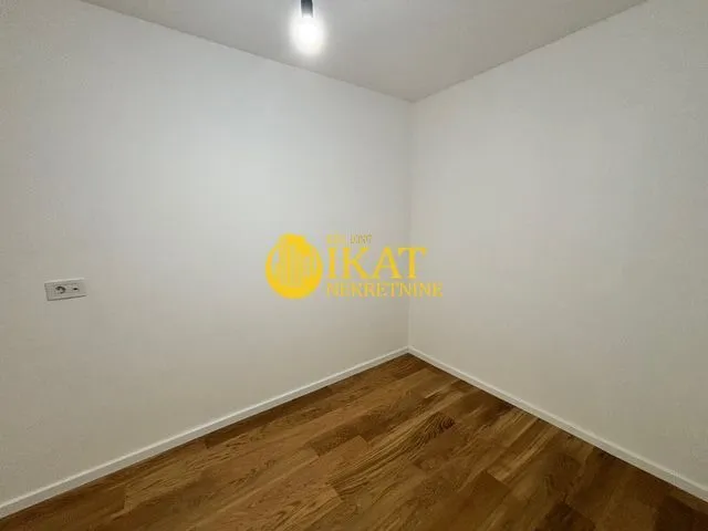 Sale, two bedroom apartment, 60m², Kluz, Zvezdara Sve Podlokacije