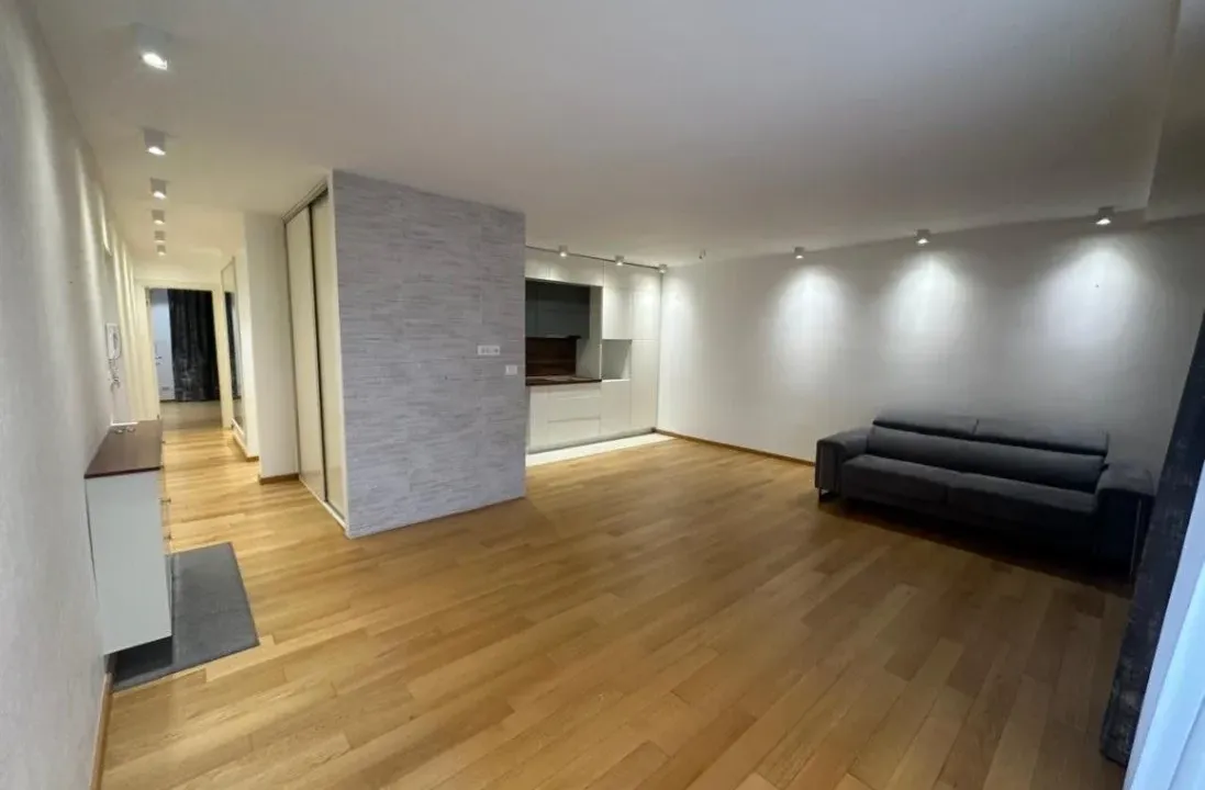 Sale, two bedroom apartment, 82m², Podostrog, Budva