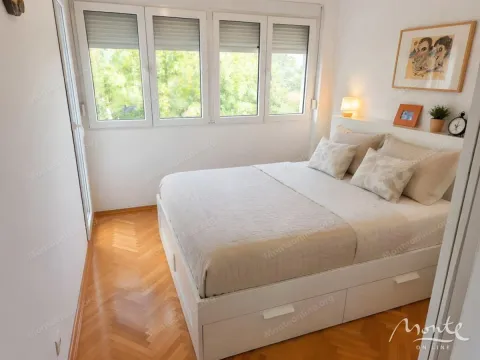 Prodaja, dvosoban stan, 75m², Baston, Podgorica - image 4