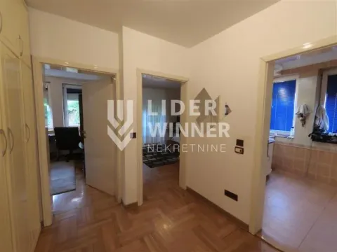 Prodaja, stan, 183m², Zemun Gornji Grad, Zemun Sve Podlokacije - image 17