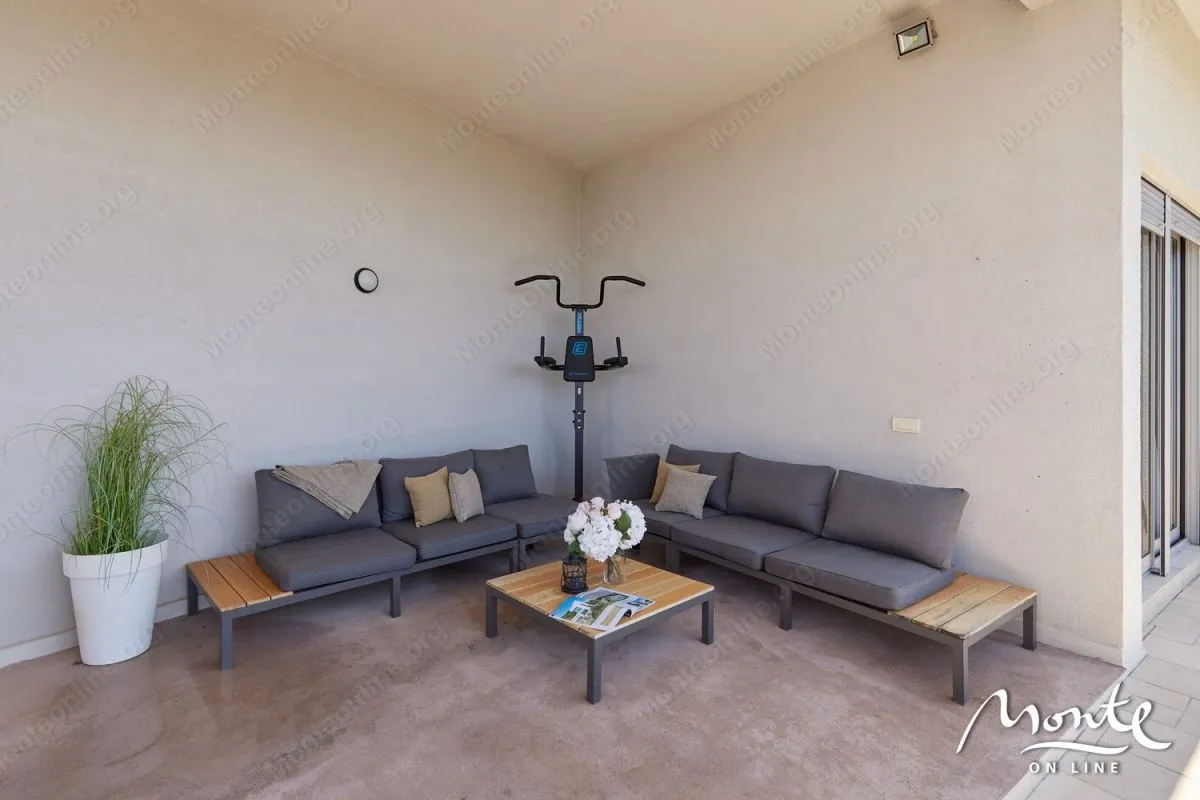 Prodaja, kuća, 220m², Tivat, Crna Gora