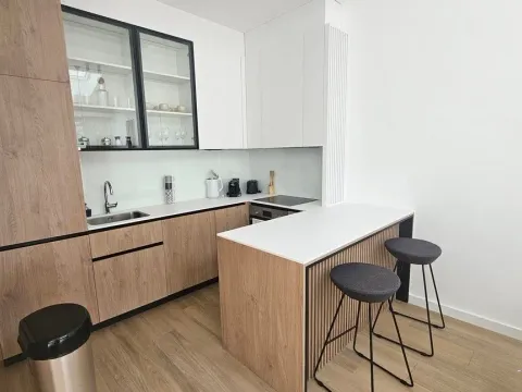 Prodaja, dvosoban stan, 106m², Centar, Budva - image 3