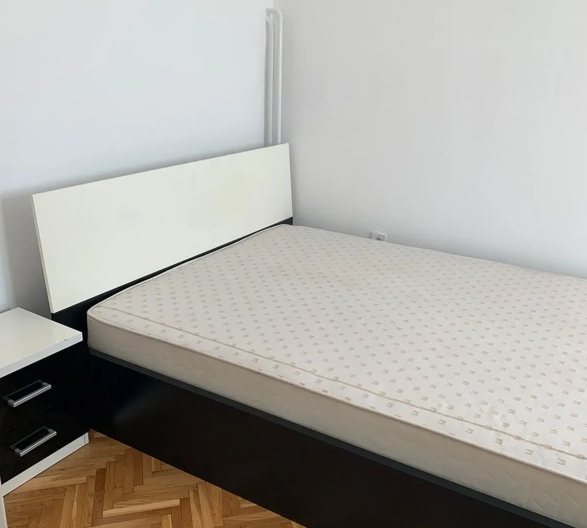 Rent, house, 250m², Zagorič, Podgorica