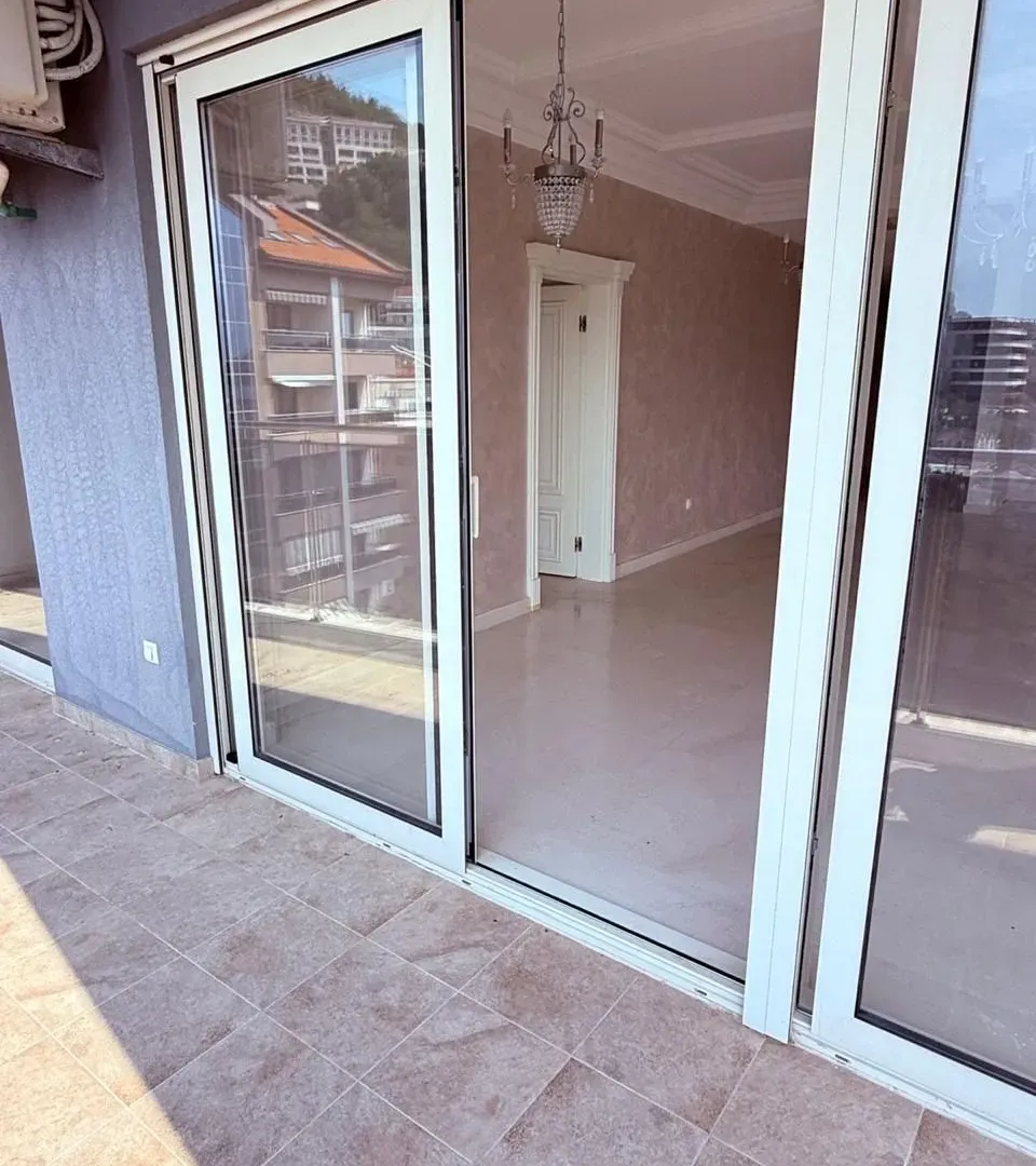 Sale, three bedroom apartment, 326m², Budva, Crna Gora
