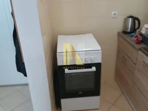 Izdavanje, jednosoban stan, 37m², Grbavica, Novi Sad Sve Podlokacije - image 8