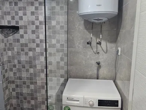 Izdavanje, jednosoban stan, 42m², Tuški Put, Podgorica - image 10