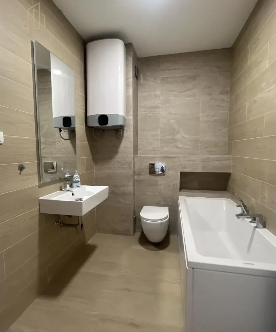 Prodaja, četvorosoban stan, 145m², Savski Venac, Beograd