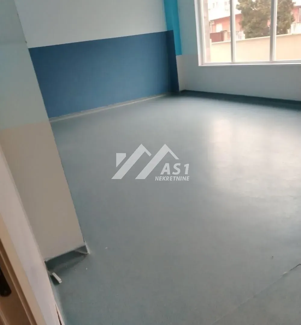 Sale, office space, 149m², Detelinara, Novi Sad Sve Podlokacije