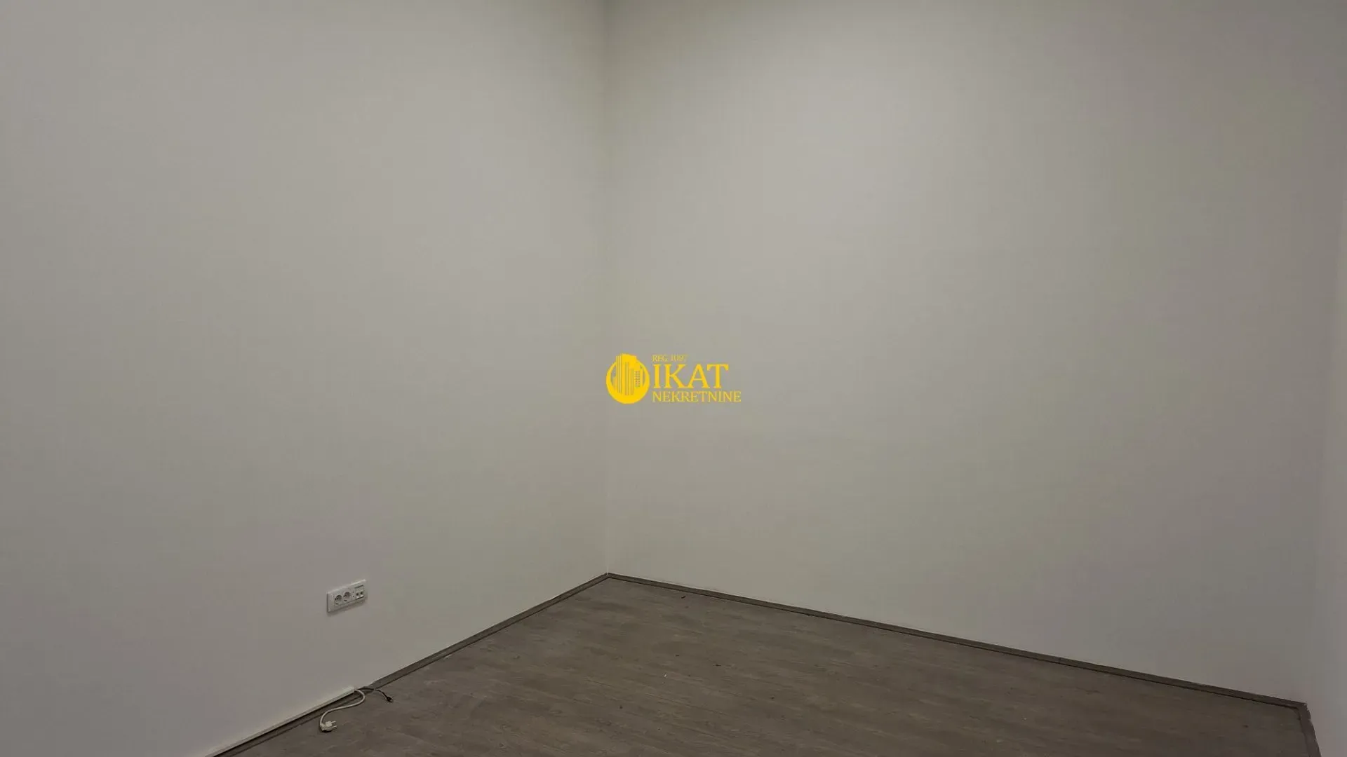 Rent, office space, 650m², Altina, Beograd