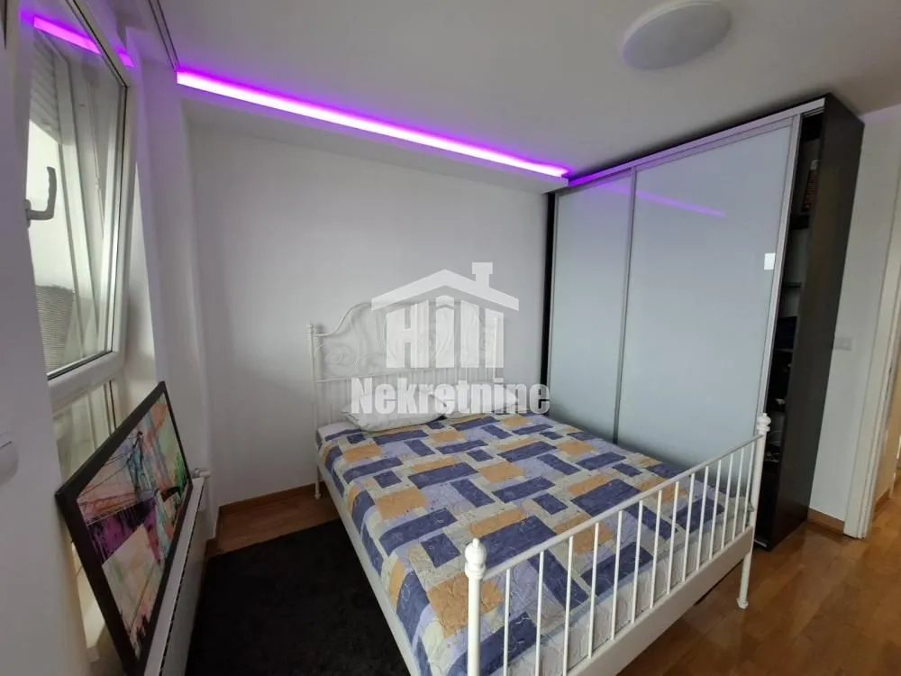 Prodaja, trosoban stan, 68m², Belvil, Beograd