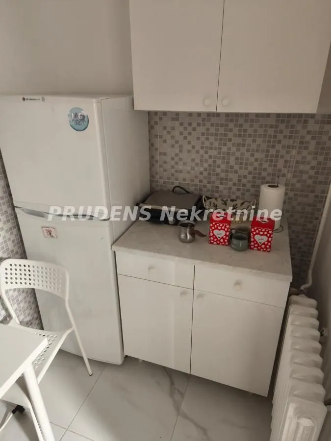 Prodaja, dvosoban stan, 62m², Novi Beograd Blok 71, Novi Beograd Sve Podlokacije