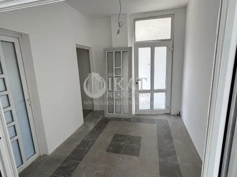 Izdavanje, poslovni prostor, 830m², Pančevo, Srbija - image 8