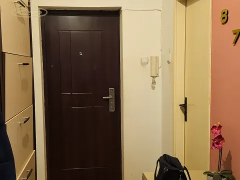 Prodaja, dvosoban stan, 66m², Crveni Pevac, Niš - image 1