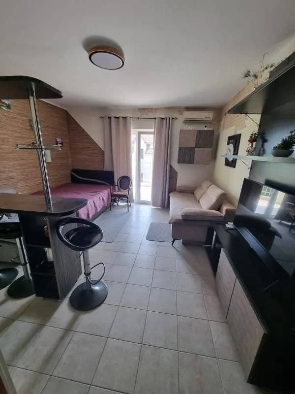 Prodaja, garsonjera, 37m², Baošići, Herceg Novi
