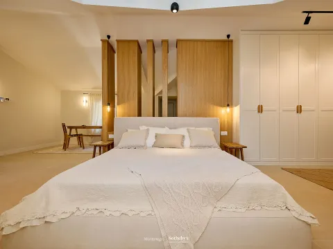 Rent, house, 200m², Dobrota, Kotor - image 30