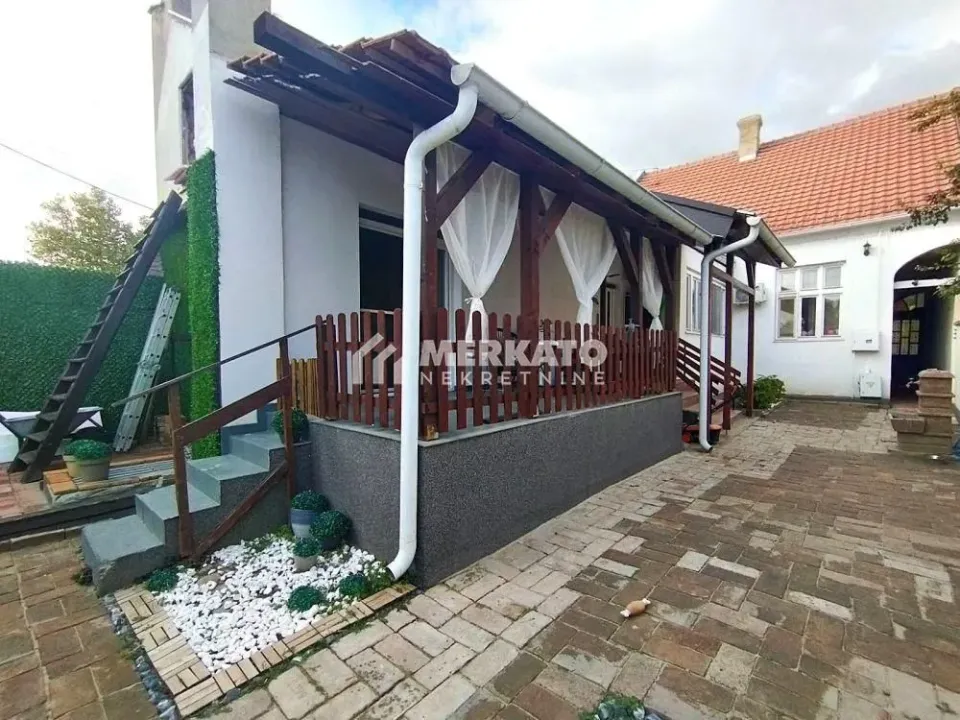 Prodaja, kuća, 155m², Čenta, Zrenjanin