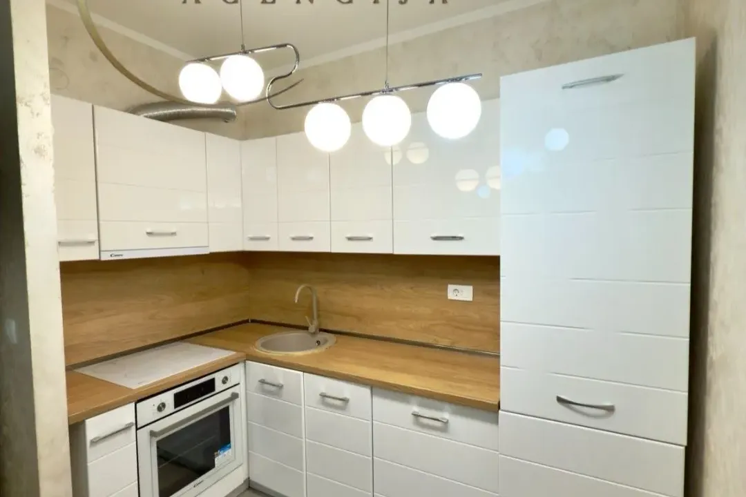Izdavanje, jednosoban stan, 47m², New City, Podgorica