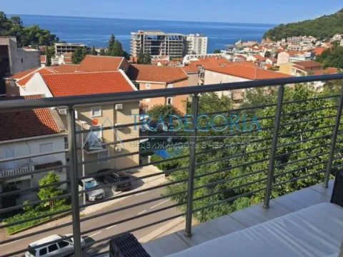 Prodaja, dvosoban stan, 75m², Petrovac, Budva