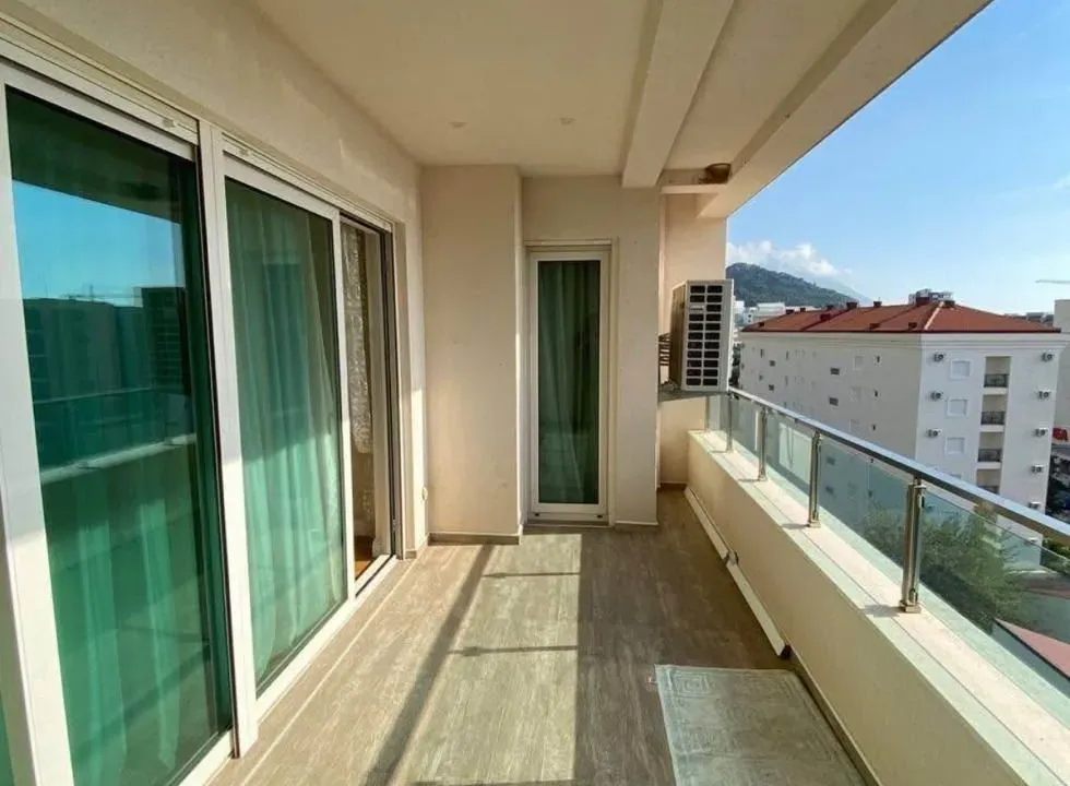 Sale, three bedroom apartment, 115m², Bečići, Budva
