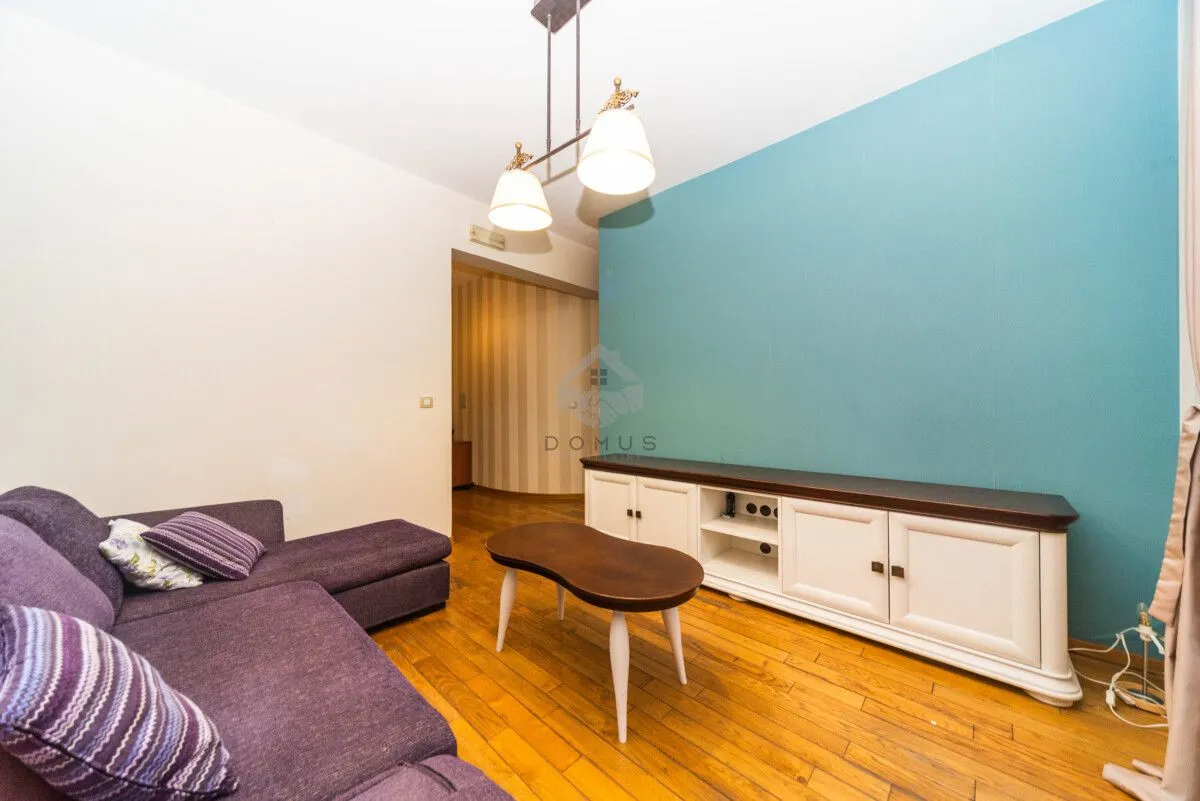 Prodaja, jednosoban stan, 46m², Krivi Most, Podgorica