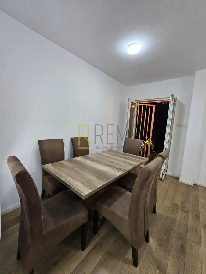 Rent, two bedroom apartment, 68m², Stari Aerodrom, Podgorica