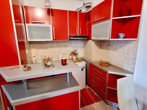 Rent, one bedroom apartment, 37m², Pobrežje, Podgorica - image 2