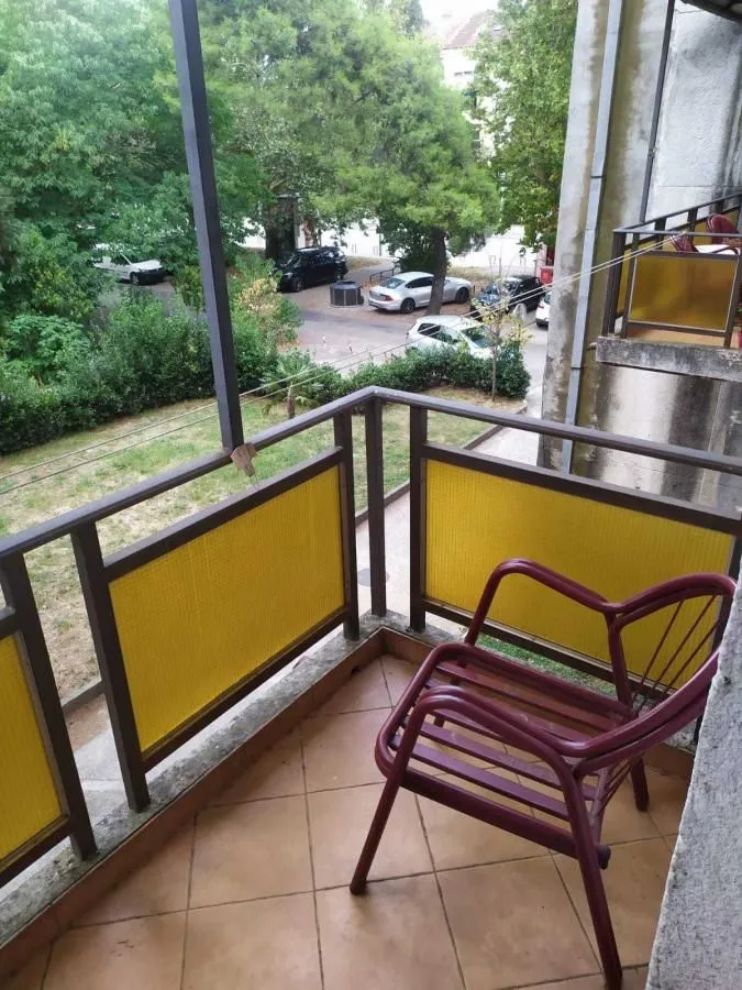 Prodaja, dvosoban stan, 95m², Podgorica, Crna Gora